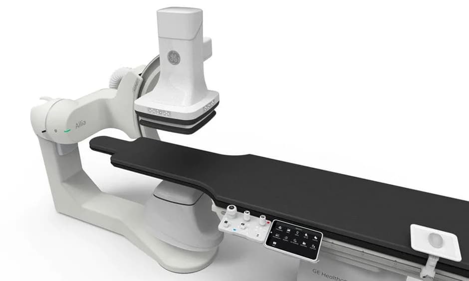 Allia IGS 5 with AutoRight — Intraoperatsion navigatsiya tizimi